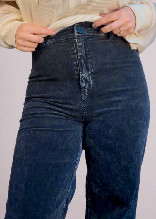 WASHED CORDUROY FLARE LEG PANTS